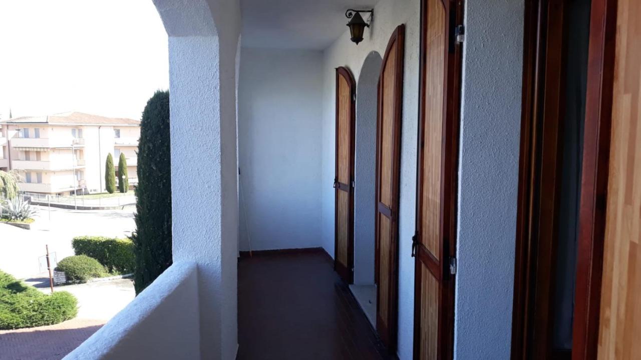 Mattia'S House On Garda Lake 佩斯基耶拉德加达 外观 照片