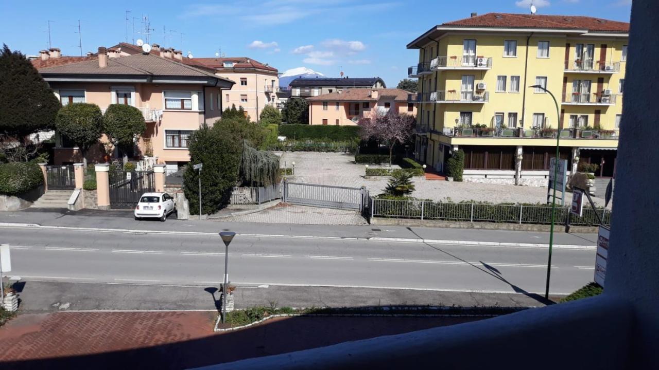 Mattia'S House On Garda Lake 佩斯基耶拉德加达 外观 照片
